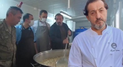 Mehmet Şef askerlerle yemek yaptı