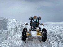 Özel Idare'nin Karla Mücadele Mesaisi Sürüyor Haberi