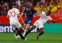 Fenerbahçe deplasmanda istediğini alamadı! Sevilla 2 golle kazandı...
