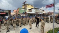 KıŞLA - Hatay'da görev yapan 2 bin 700 asker komando marşıyla kentten ayrıldı