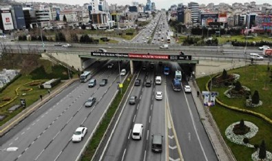 İstanbul'daki üst geçit ve viyadüklere deprem uyarısı: Göçme riski var