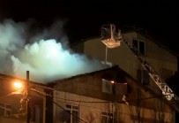 Maltepe’de korkutan yangın! 3 katlı binanın çatısı yandı