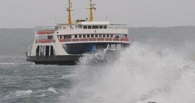 İstanbul’da lodos, bazı vapur seferlerini iptal ettirdi