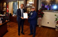 Herkes Arsa Fiyatlarini Artirirken O Bagisladi