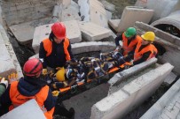 Kartal'da 2 Bin 500 Nüfuslu Sitenin Sakinlerine Aram Kurtarma Egitimi