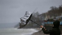 İSTANBUL HAVA DURUMU  - Meteoroloji'den o illere fırtına uyarısı! Bugün hava nasıl olacak?