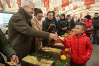 Nilüfer Tohum Takas Etkinliginde 55 Bin Paket Tohum Dagitildi