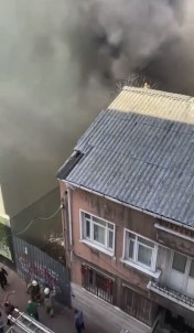 Fatih'te Kur'an Kursunda Yangin Açiklamasi 4 Kisi Dumandan Etkilendi