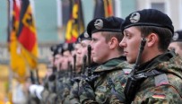 ALMANYA - Alman ordusu dökülüyor! Meclis’te çaresizlik konuşması: Halimiz içler acısı