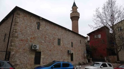 Anadolu'nun Ilk Camilerinden, 9 Asirdir Tek Tuglasi Bile Oynamadi