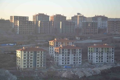 Balikesir'de Subat Ayinda Bin 858 Konut Satildi