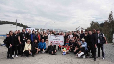 ATO Üyesi Kuaförler 'Moral Bakimi' Için Deprem Bölgesinde