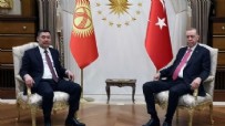  KIRGIZİSTAN CUMHURBAŞKANI SADIR CAPAROV - Başkan Erdoğan Kırgızistan Cumhurbaşkanı Caparov ile bir araya geldi