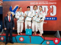 759 Sporcunun Katildigi Judo Sampiyonasinda Madalyalar Sahiplerini Buldu