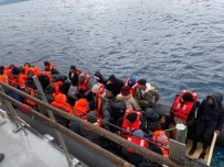 Ayvacik Açiklarinda Yunan Unsurlarinca Ölüme Terk Edilen 40 Kaçak Göçmen Kurtarildi Haberi