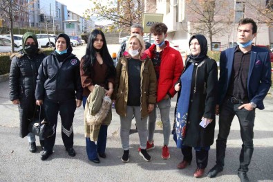 Hayvansever Kadinin Çenesini Kiran Saniga 7 Bin 500 TL Adli Para Cezasi