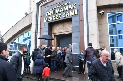 Mamak'ta Depremde Hayatini Kaybedenlerin 40. Gününde Mevlit Okutuldu