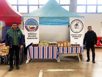 Osmaneli Belediyesi Depremzedeler Adina Açilan Hayir Çarsisinda Yerini Aldi
