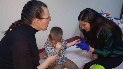 Doktorlarin Basarili Operasyonuyla Yeniden Parmaklarini Oynatma Imkanini Yakaladi