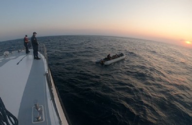 Kuşadası'nda göçmen operasyonu: 11 kişi yakalandı