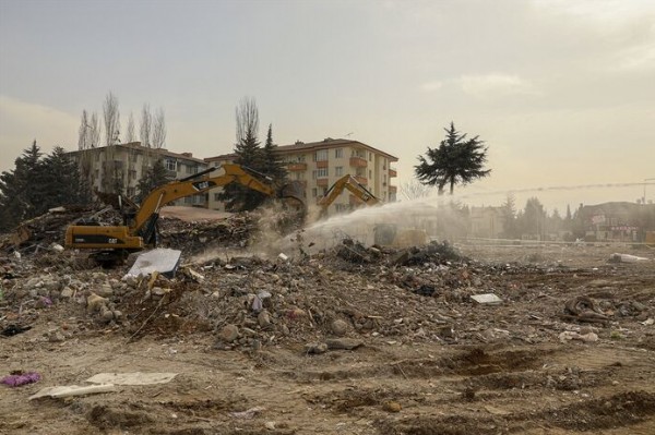 Malatya'da 88 bin enkaz, yıkık veya acil yıkılacak konut bulunuyor