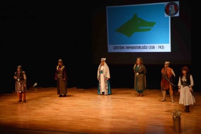 AKAUM'dan 18 Mart'a Özel Gösteri