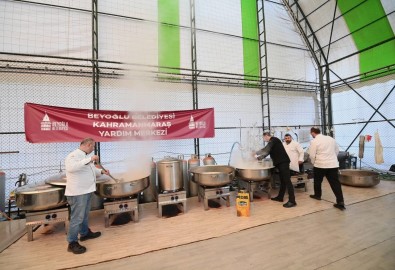 Beyoglu Belediyesi, Her Gün 15 Bin Depremzedeye Iftar Ve Sahur Yemegi Verecek