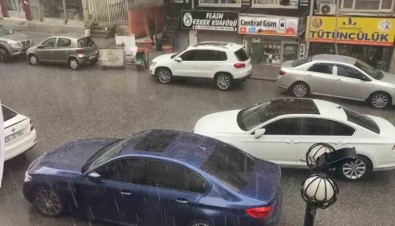 Diyarbakir'da Bardaktan Bosanircasina Saganak Ve Dolu Etkili Oldu