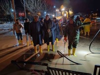 Eyyübiye'de Sel Felaketinin Yaralari Sariliyor