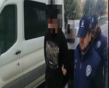 Gaziantep'te Apartman Dairelerinden Hirsizlik Yapan 2 Süpheli Tutuklandi