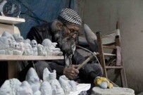 Hatay'da 67 Yillik Tas Ustasini Deprem Bile Durduramadi