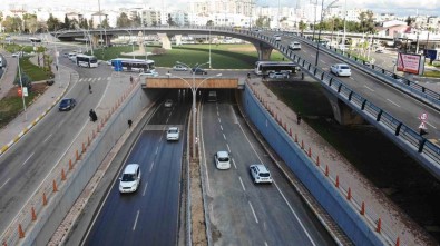 Selde 5 Kisinin Hayatini Kaybettigi Kavsak Trafige Açildi