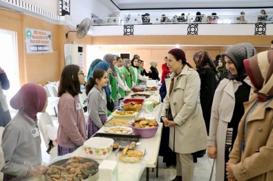 Siirt'te Depremzedeler Yararina Etkinlik Düzenlendi