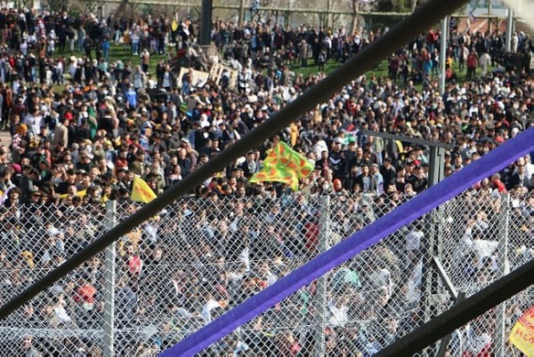 CHP'li Sezgin Tanrıkulu, HDP'lilerle saf tuttu: Bebek katili Öcalan'a özgürlük istediler
