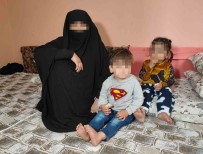 16 Yasinda Evlendi, Iki Çocuguyla Esi Tarafindan Terk Edildi