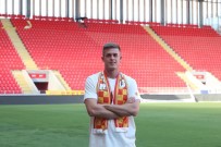 Göztepe'de Hava Toplari Marko Kvasina'ya Emanet