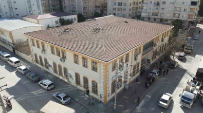 Osmaniye'de Devlet Bahçeli'nin Okudugu 112 Yillik Tarihi Okul Restore Edilecek
