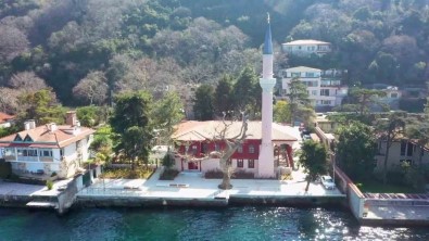 Yeniden Ibadete Açilmak Için Gün Sayan Tarihi Vaniköy Camii Havadan Görüntülendi