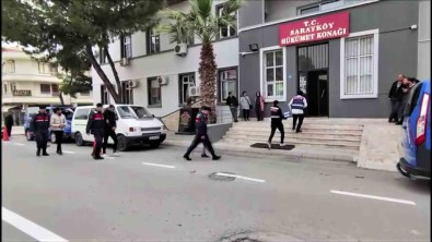 35 Ilde 96 Kisiyi Yasa Disi Bahis Oynatma Bahanesiyle Dolandiran 4 Süpheli Tutuklandi