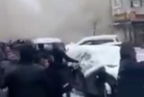 7,6'Lik Depremde 5 Katli Bina Yerle Bir Oldu