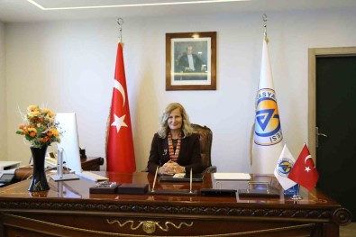 Avrasya Üniversitesinin Yeni Rektörü Prof. Dr. Füsun Terzioglu Görevine Basladi