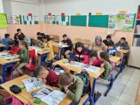 Jandarma Önce Bilgilendirdi, Ardindan Çocuklarla Birlikte Çizgi Film Izledi