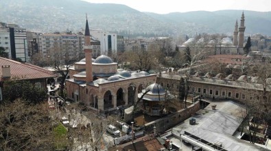 (Özel) Gazi Orhan Bey Camii, 3 Yil Aradan Sonra Teravih Namazi Ile Ibadete Açiliyor