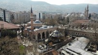 (Özel) Gazi Orhan Bey Camii, 3 Yil Aradan Sonra Teravih Namazi Ile Ibadete Açiliyor