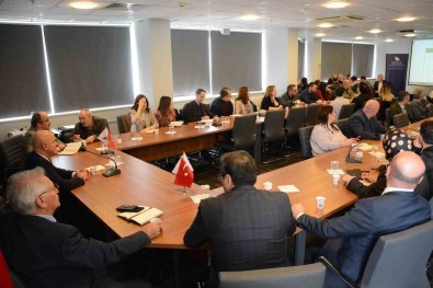 Düzce Üniversitesi'nin Gelecegi Konusuldu