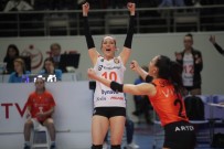 Eczacibasi Dynavit, CEV Sampiyonlar Ligi'nde Yari Finalde