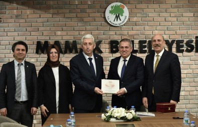 Mamak Belediyesinde Sokak Hayvanlari Için Yeni Protokol