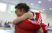 Milli Güresçi Cansu Yilmaz, Enkaz Altindaki 17 Saatini Anlatti