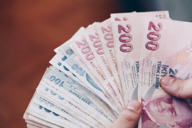 Milyonlarca kişiyi ilgilendiren borç düzenlemesi yürürlükte: Yüzde 90 indirim yapılacak