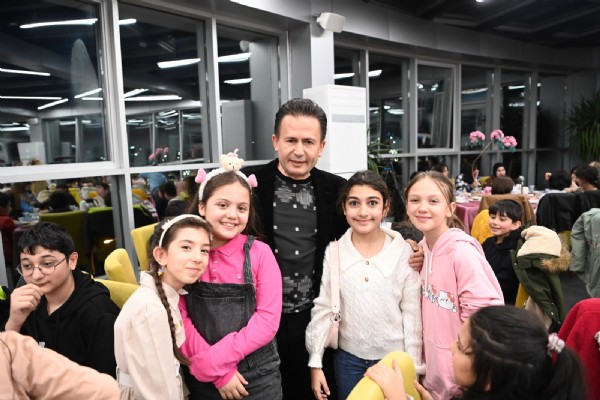 Tuzla’da ilk kez oruç tutan çocuklar iftarda buluştu